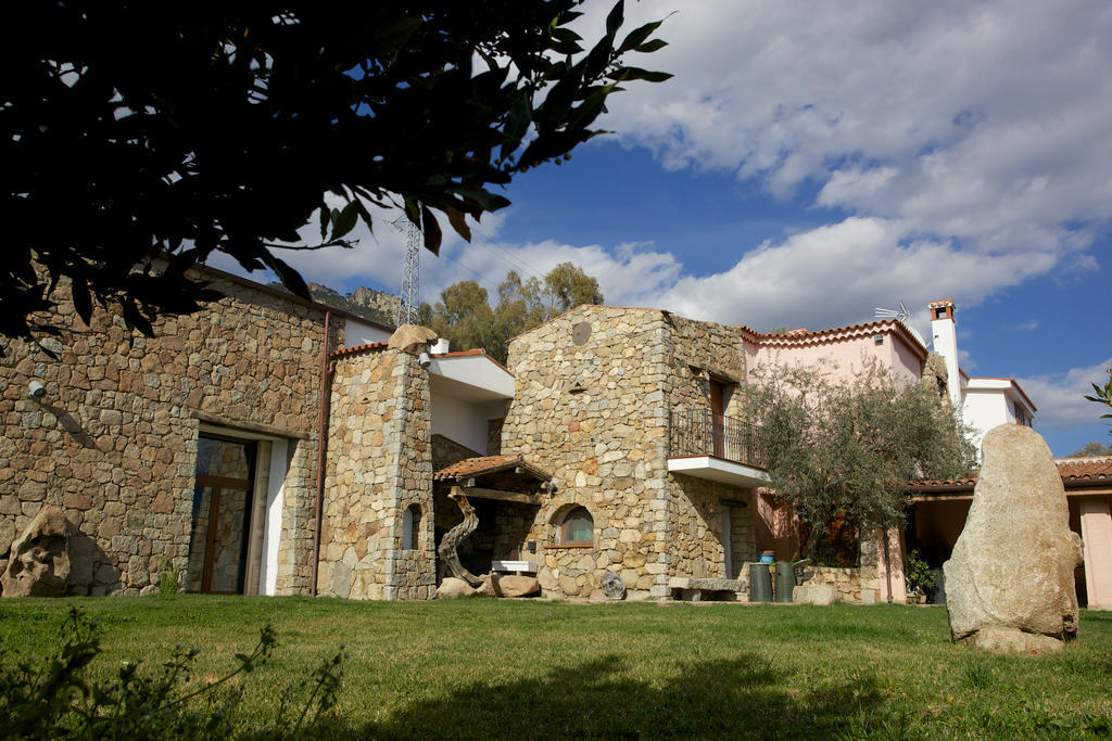 Ermosuras Villa Nuoro  Bagian luar foto